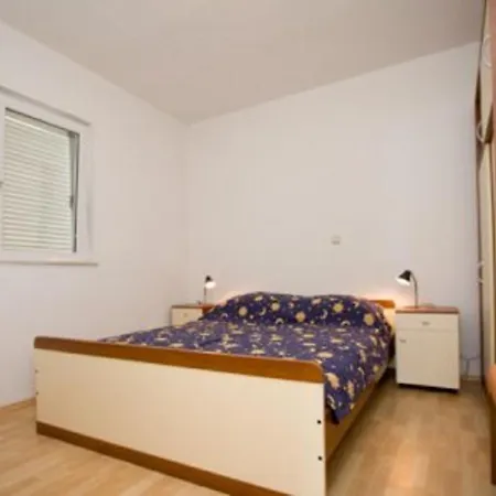 Mia Lokva Rogoznica