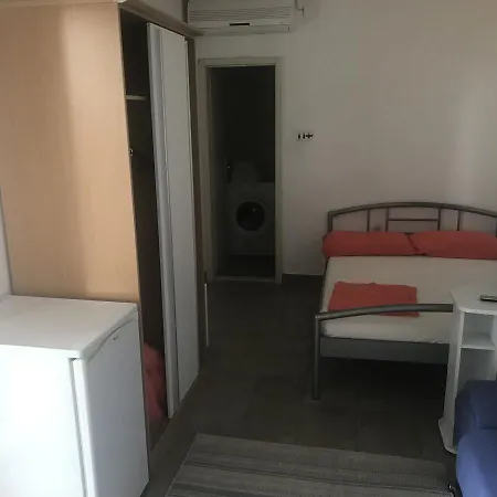 Mia Apartament Lokva Rogoznica